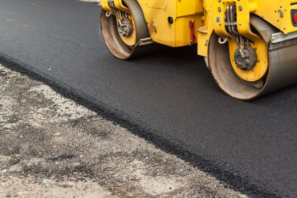 Cost of Driveway Asphalt Paving in Englewood