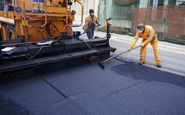 Cost of Asphalt Overlaying in Englewood